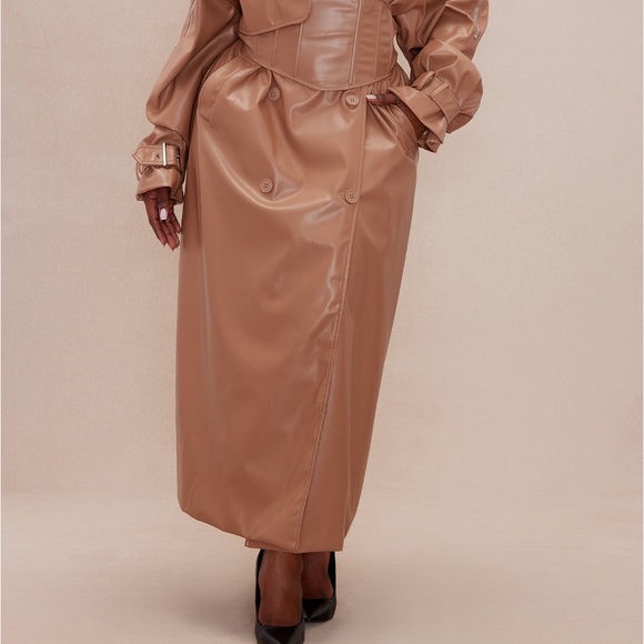 Women's Tan Trench Coat - Picture 3 of 6
